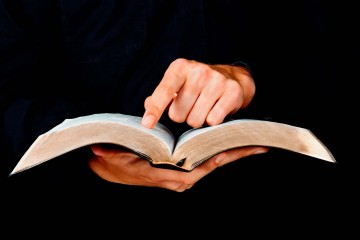 Revista Adventista - La Biblia - Potabilizador por excelencia